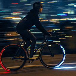 Conheça a Revolights, a revolucionária forma de iluminação para ciclistas
