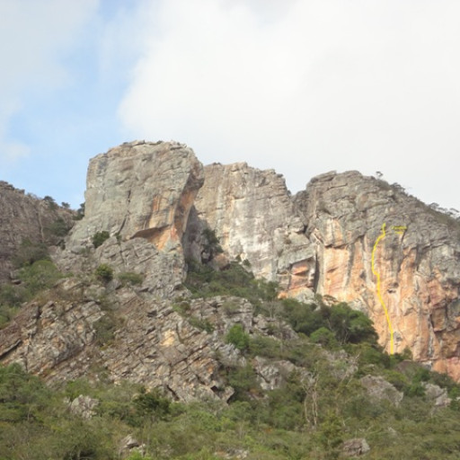 Via de escalada conquistada Serra do Lenheiro-MG pode ser a mais difícil do local