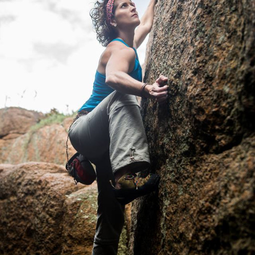 A beleza na escalada – Como mulheres podem ficar bonita sempre em qualquer lugar