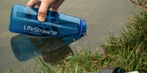 LifeStraw lança linha de seu canudo purificador agora com garrafa