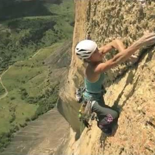 Adidas Outdoor divulga vídeo sobre escaladas na Pedra Riscada na via “Place of Happiness”