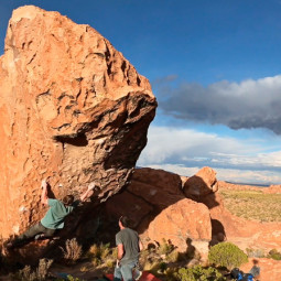 Crítica do filme “Valle De Las Rocas Bolivia Rock Climbing”