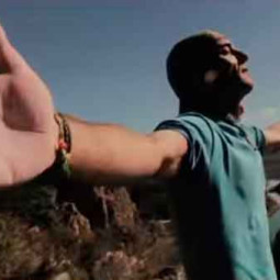 Assista ao trailer de “Solo” – filme sobre escaladas em solo