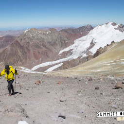 Kilian Jornet bate o recorde de subida ao cume do Aconcágua