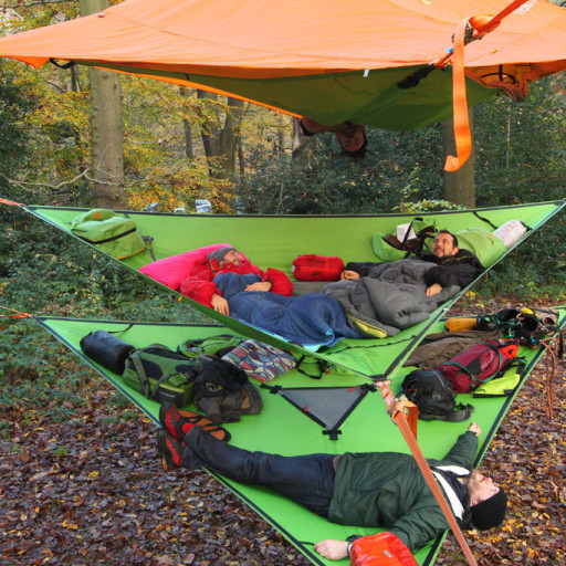 Empresa de produtos de camping lança a “Trillium” – Uma rede de dormir para grupo de pessoas