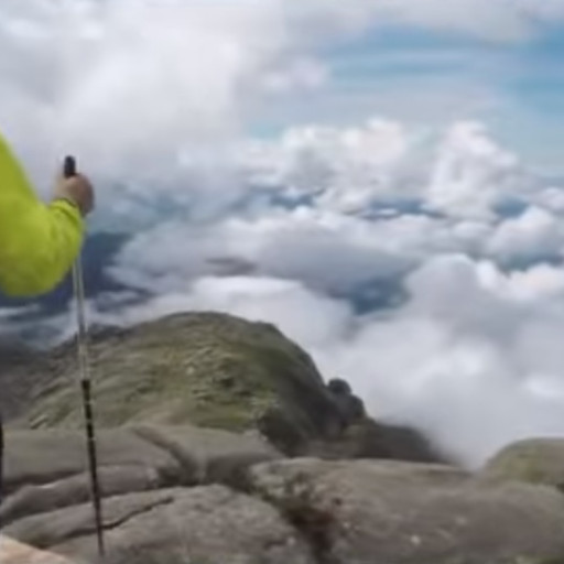 Bernardo do Espinhaço, o músico dos mochileiros, lança vídeo com imagens de 42 montanhistas