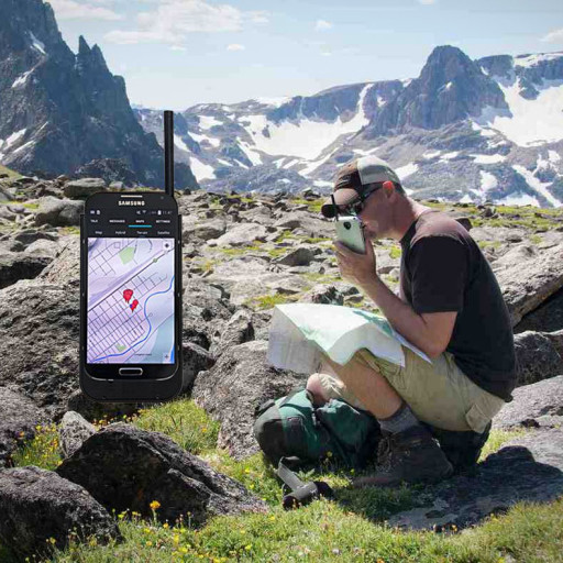 Empresa lança aparelho que permite smartphone funcionar como walkie-talkie