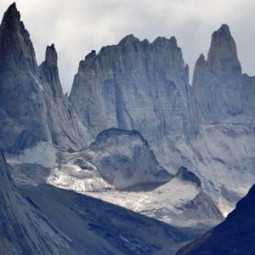 Filme sobre escalada em Torres del Paine é liberado para visualização na íntegra