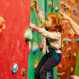 Escalada em família – Como motivar crianças a escalar