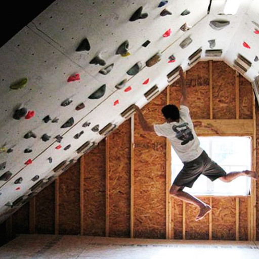 Confira 10 formas criativas de transformar sua casa em uma academia de escalada