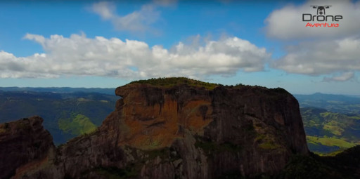Vídeo exibe exuberante filmagem da imponência do Complexo Pedra do Baú