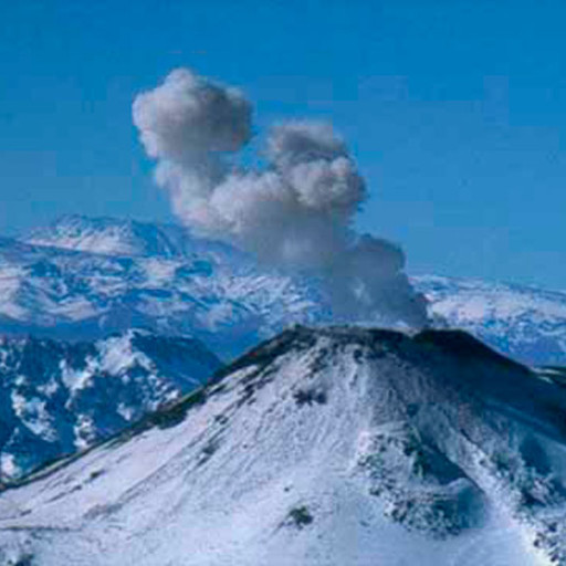 Conheça 7 vulcões mais ativos do Chile para prática de montanhismo