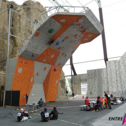 Nova tecnologia de parede de escalada vira sensação na Europa