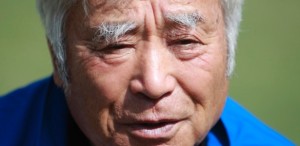 01abr2013---alpinista-japones-yuichiro-miura-de-80-anos-quer-se-tornar-a-pessoa-mais-velha-a-escalar-o-everest-1364834246419_615x300[1]