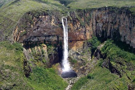 Cachoeira do Tabuleiro implanta sistema experimental para liberação da escalada