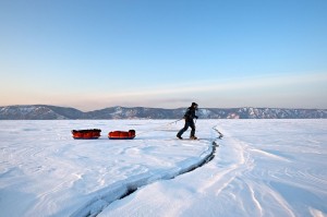 1280px-Expedition_Bergans_Baikal_2010,_crossing_of_the_cracks_in_the_ice[1]