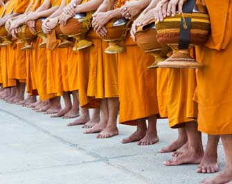 buddhist-monks[1]