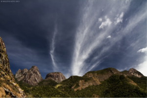 Parque Estadual dos Três Picos, foto feita com polarizador circular