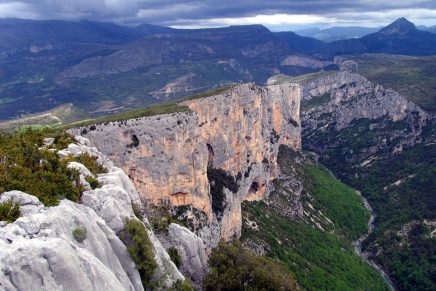 Quase 500 áreas de escalada na França podem ser fechadas para escaladores