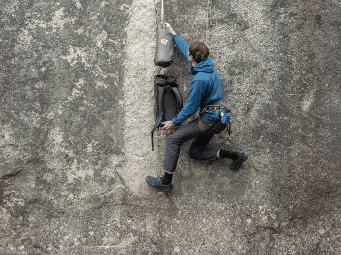 Climb up high. Альпинисты. Человечек скалолаз. Имитация скалолаза человечка. Человек с альпинизмом пятнами.