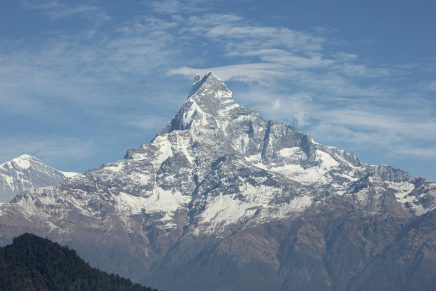 Machapuchare: A montanha do Himalaia que o Nepal proíbe escalar
