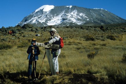 Livro conta a história de um pai e seu filho de 8 anos no Monte Kilimanjaro