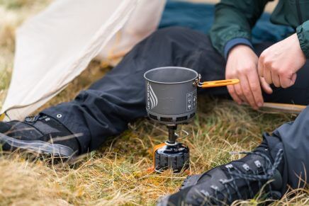 Asfixia na barraca: Como o monóxido de carbono pode matar em um camping