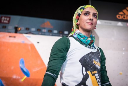Elnaz Rekabi afirma que hijab “caiu acidentalmente” na competição